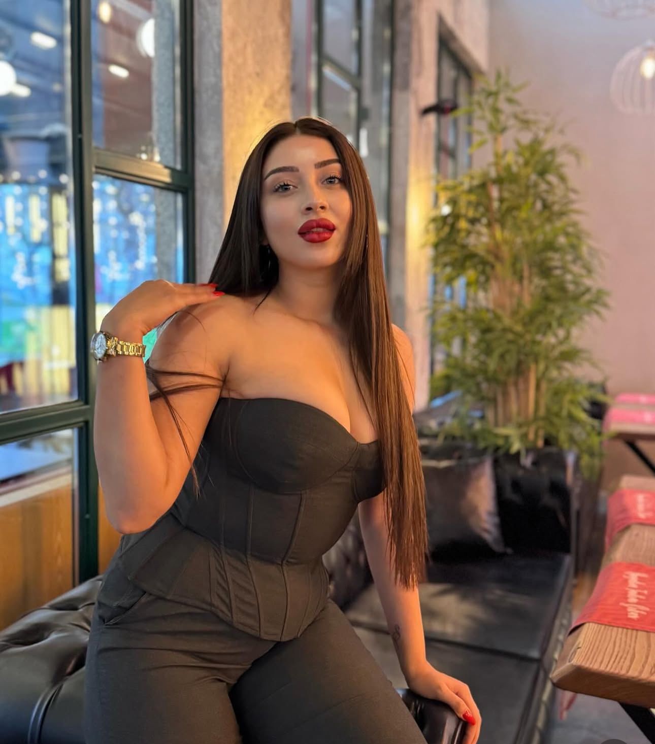 Yukarıçardak Zeki, Güzel ve Eğlenceli Escort Alina
